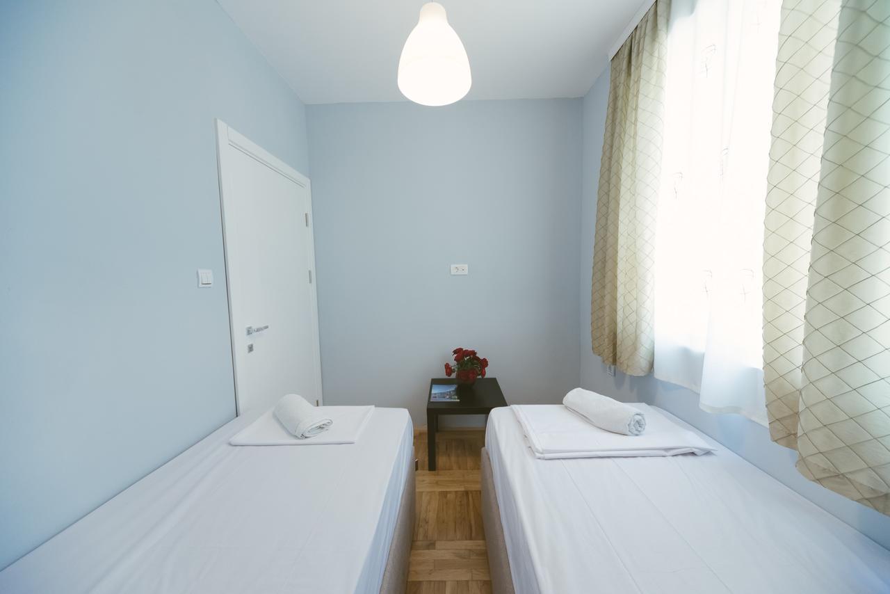 Apartment Luxury Explorer بودغوريتْسا المظهر الخارجي الصورة