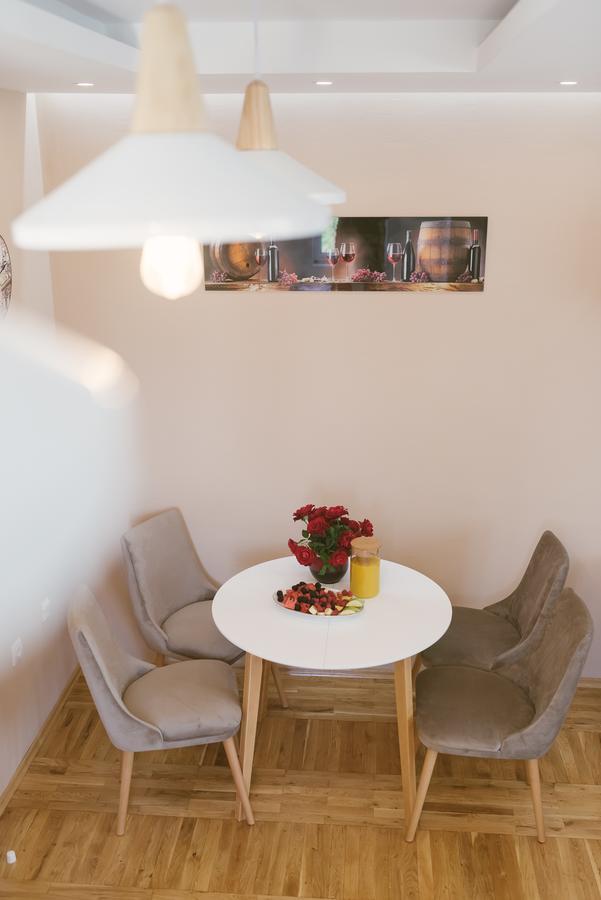 Apartment Luxury Explorer بودغوريتْسا المظهر الخارجي الصورة